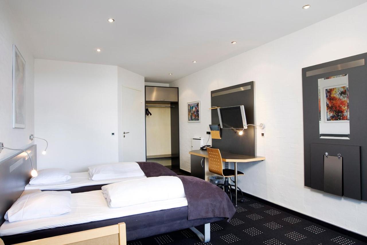 וייל Hotel Hedegaarden מראה חיצוני תמונה